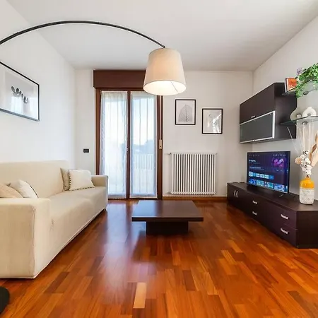 Free Netflix-wifi-parking 5 Min Centro Storico Apartament